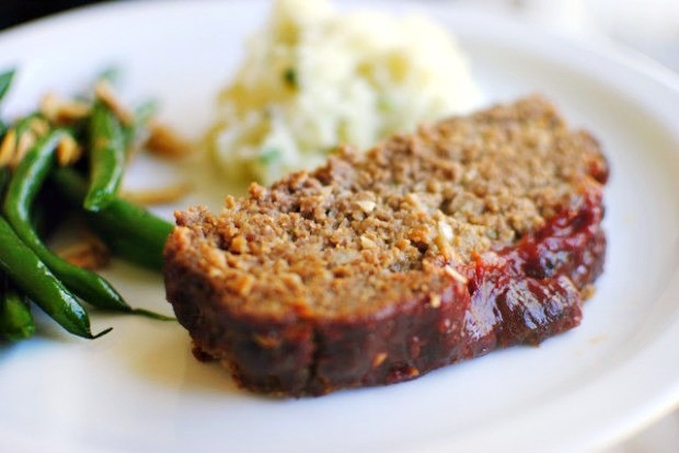 Homestyle Meatloaf l SimplyScratch.com