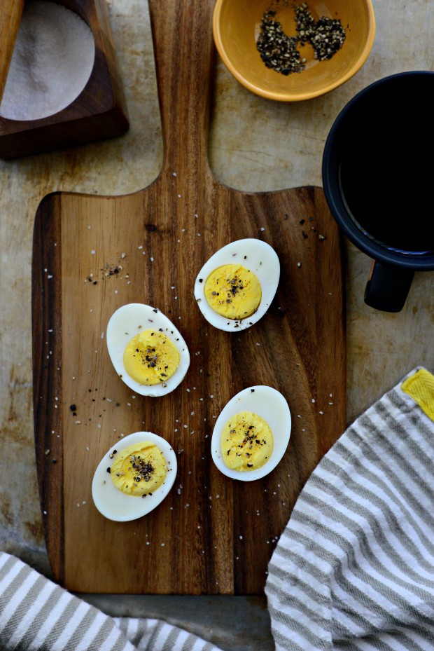 Perfect Hardboiled Eggs l SimplyScratch.com (12)