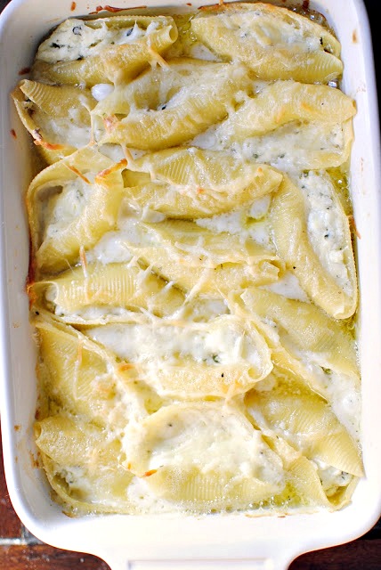 Ricotta Stuffed Shells in a Champagne Cream Sauce l SimplyScratch.com