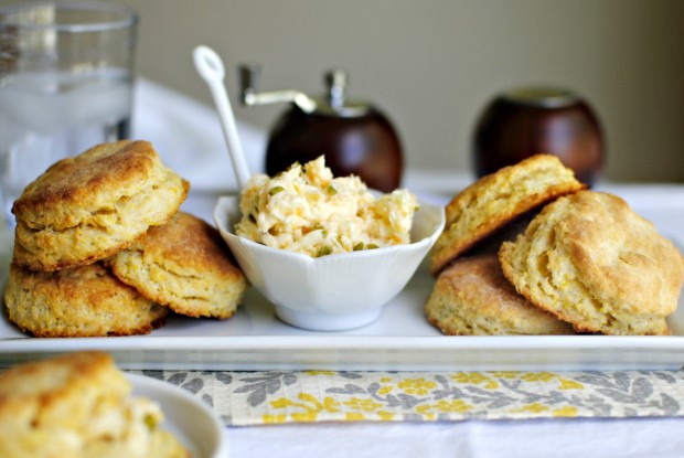 cornmeal buttermilk biscuits l simplyscratch.com