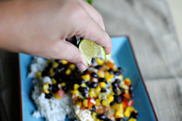 Grilled Tilapia Fiesta Foil Packs l SimplyScratch.com