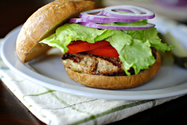 Grilled Turkey Burgers l SimplyScratch.com