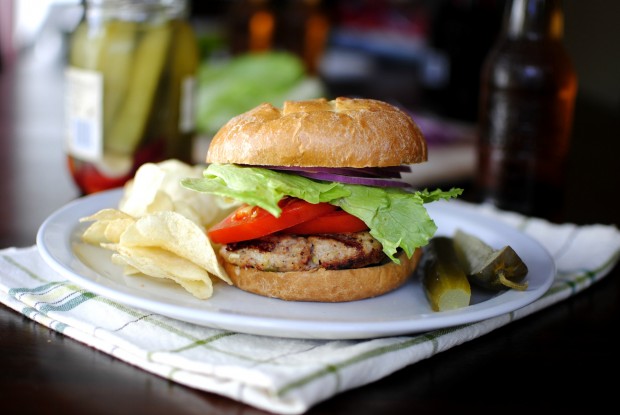 Grilled Turkey Burgers l SimplyScratch.com