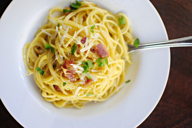 Simple Spaghetti Carbonara l SimplyScratch.com