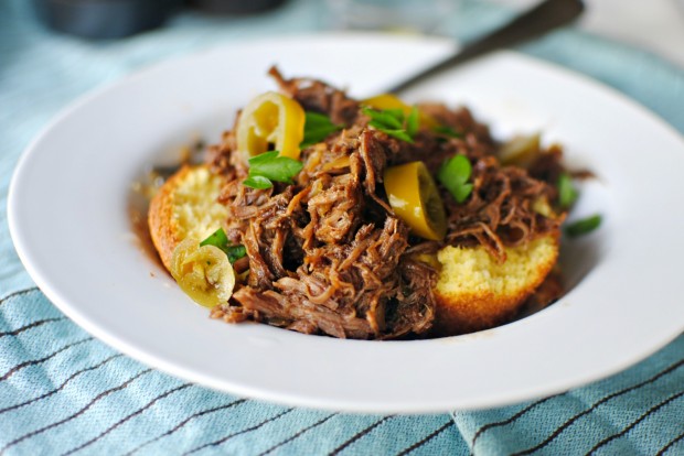 slow cooker balsamic honey pulled pork l simplyscratch.com