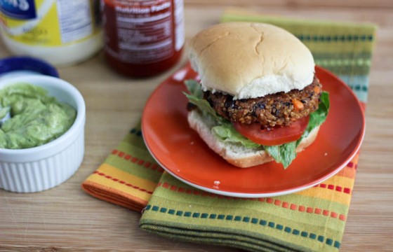 black-bean-burgers-18-560x360