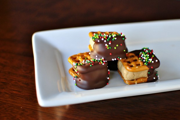 Dark Chocolate Dunked Peanut Butter Pretzel Bites