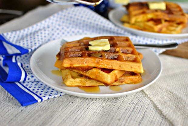 Bacon Cheddar Cornmeal Waffles l SimplyScratch.com