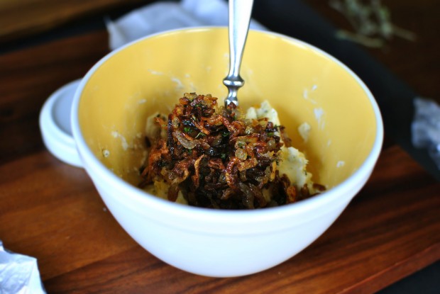 Caramelised shallots recipe / Riverford