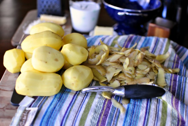 creamy-parmesan-garlic-mashed-potatoes-peeled