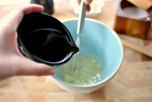 Garlic Parmesan Peppercorn Salad Dressing l SimplyScratch.com