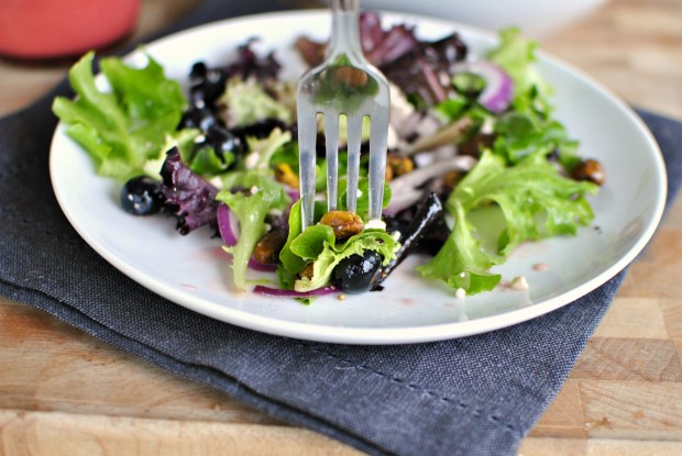 Blueberry and Pistachio Spring Salad l SimplyScratch.com