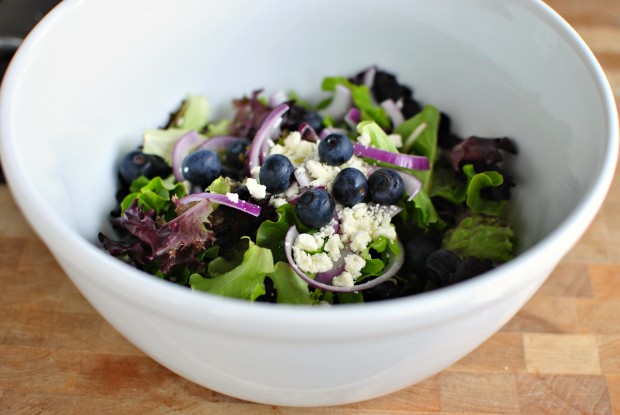 Blueberry and Pistachio Spring Salad l SimplyScratch.com