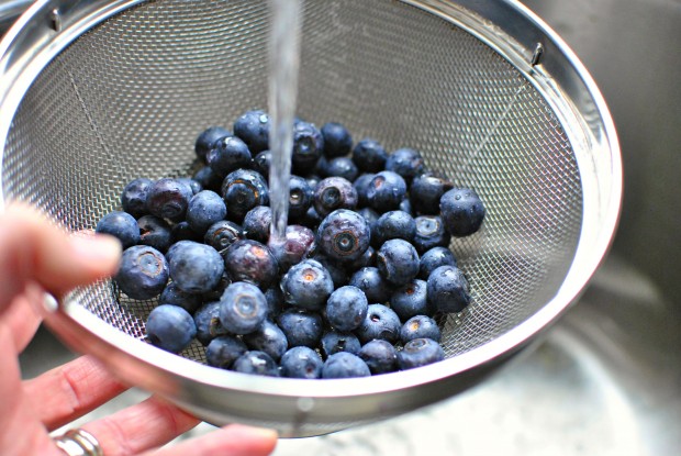 Blueberry and Pistachio Spring Salad l SimplyScratch.com