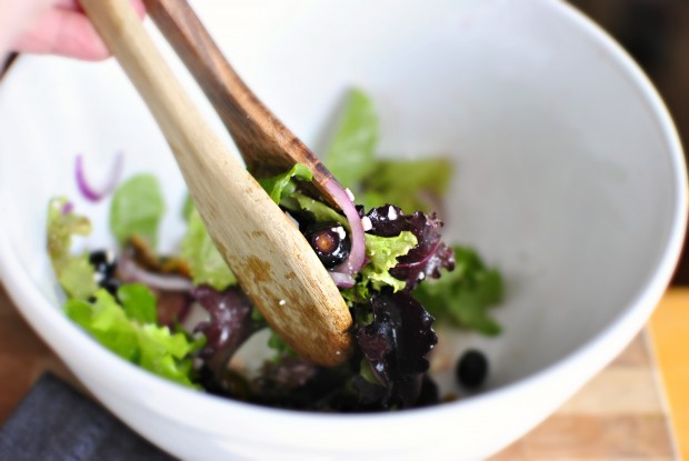 Blueberry and Pistachio Spring Salad l SimplyScratch.com