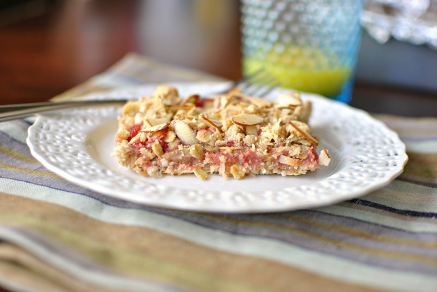 Rhubarb Almond Breakfast Bars