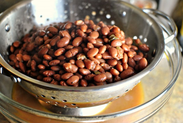 Slow Cooker Refried Beans l SimplyScratch.com