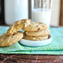 White Chocolate Chunk and Roasted Macadamia Nut Cookies II www.SimplyScratch.com