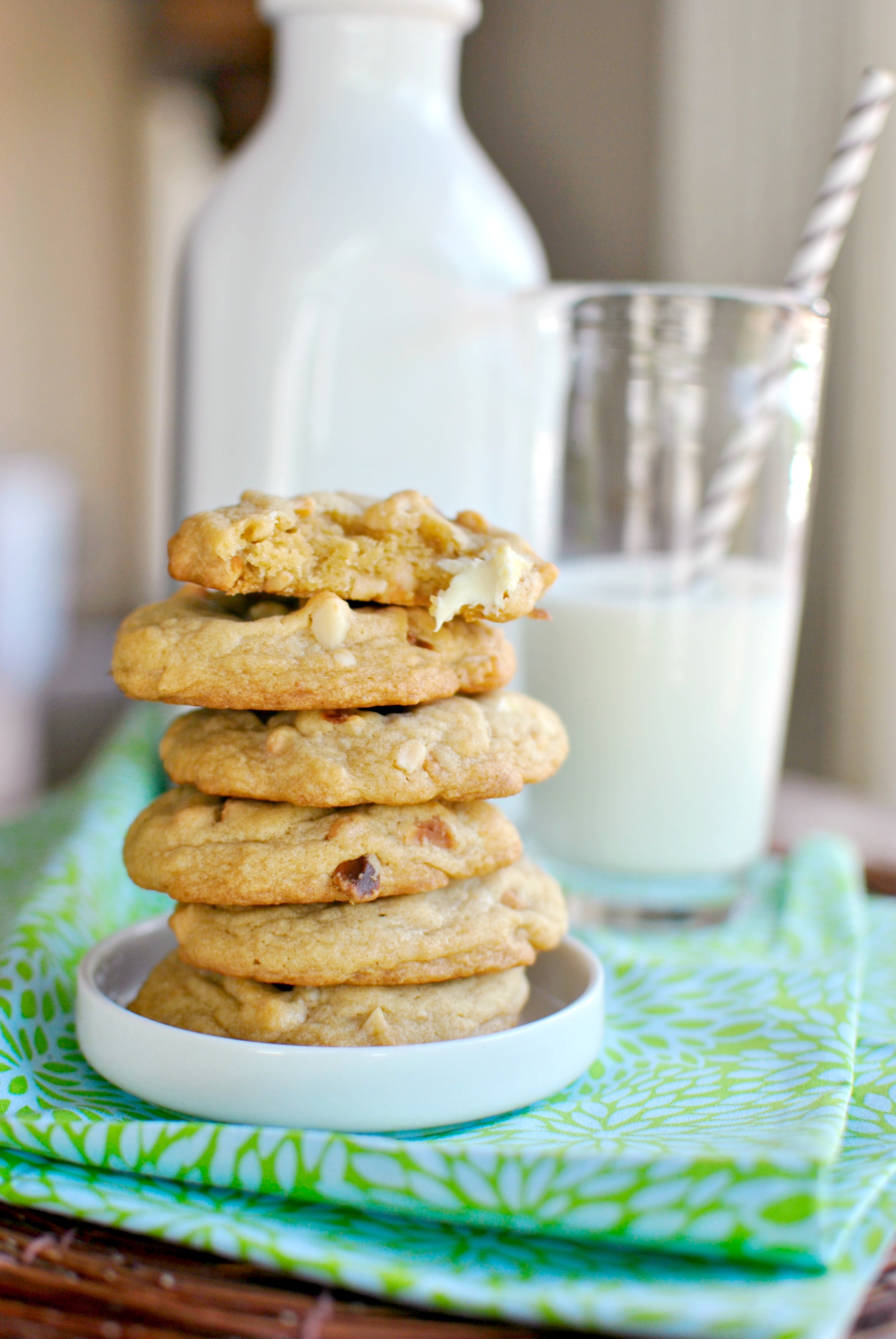 White Chocolate Chunk Macadamia Nut Cookies - Simply Scratch