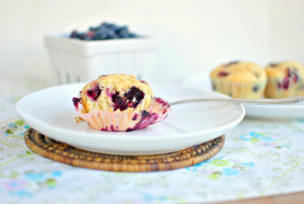 Homemade Blueberry Muffins - www.SimplyScratch.om