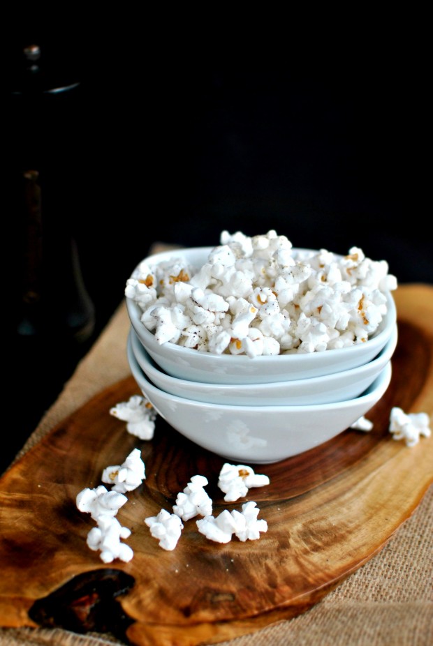 Simply Scratch Roasted Garlic Olive Oil Black Pepper Popcorn Simply