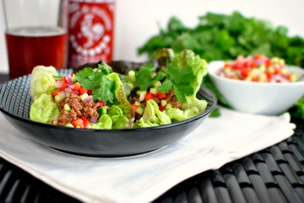 Spicy Sriracha Steak Lettuce Wraps l www.SimplyScratch.com