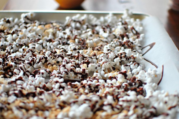 Dark Chocolate, Sea Salt and Toasted Coconut Popcorn l SimplyScratch.com