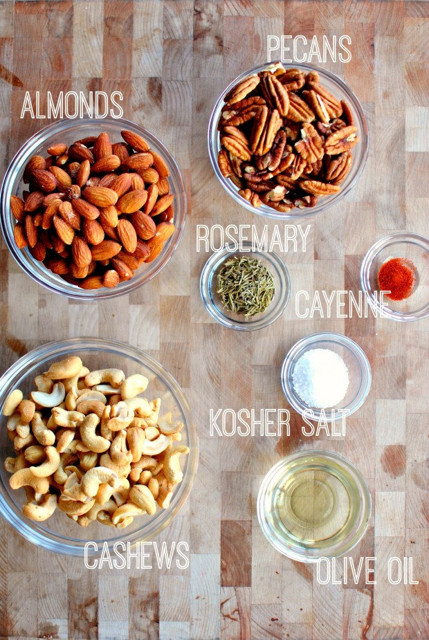 Rosemary Mixed Nuts l SimplyScratch.com