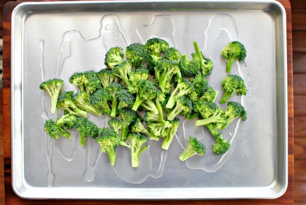 Best Roasted Broccoli www.SimplyScratch.com olive oil