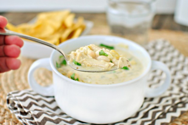 Creamy White Chicken Chili www.SimplyScratch.com