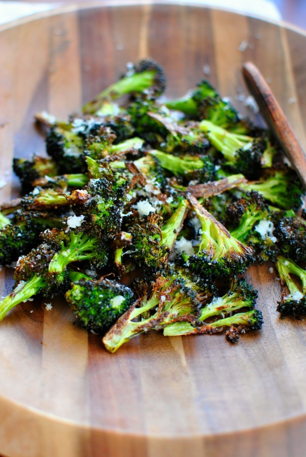 Parmesan Roasted Broccoli l www.SimplyScratch.com