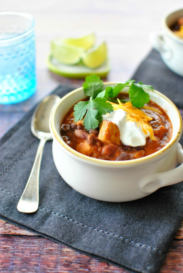 chipotle chicken chili l SimplyScratch.com