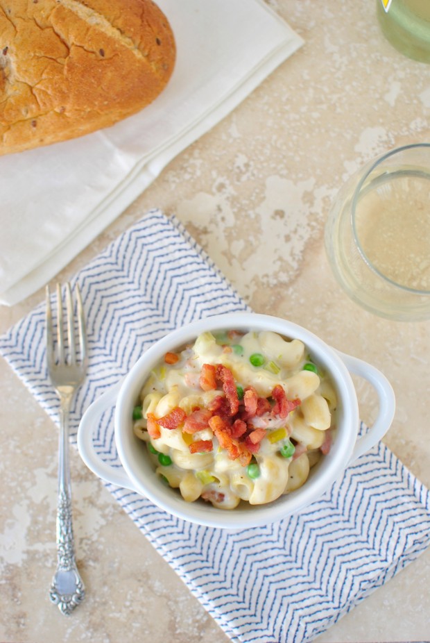 Creamy Pancetta, Leek and Pea Macaroni and Cheese l SimplyScratch.com