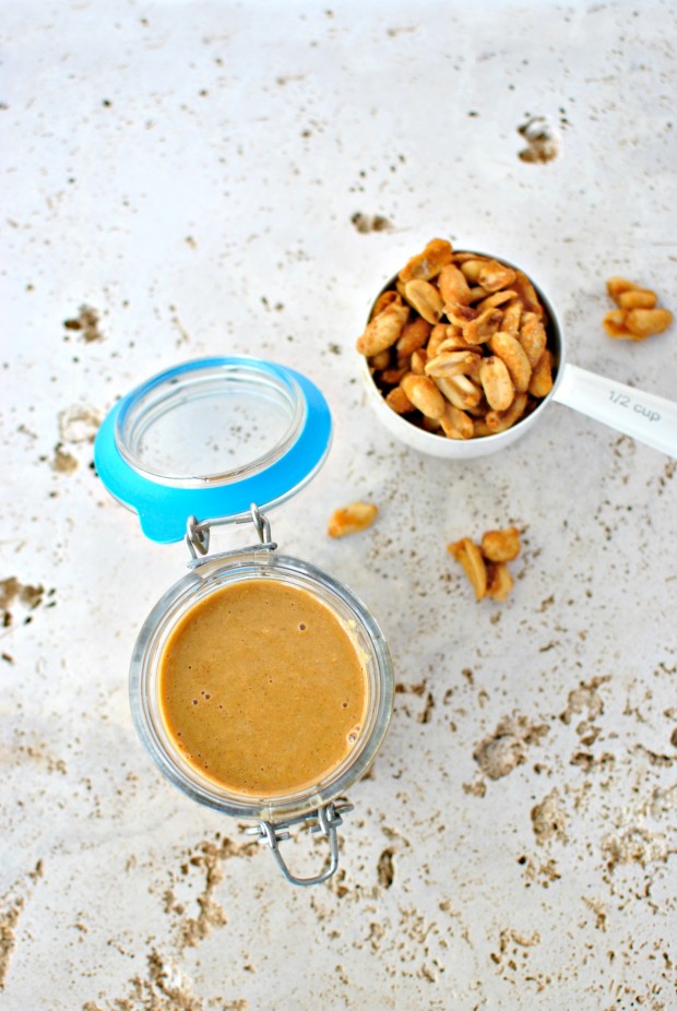 Honey Roasted Peanut Butter l www.SimplyScratch.com #peanutbutter #creamy