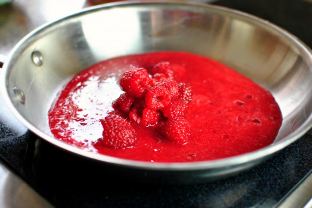 Quick Skillet Raspberry Jam www.SimplyScratch.com throw in some whole berries