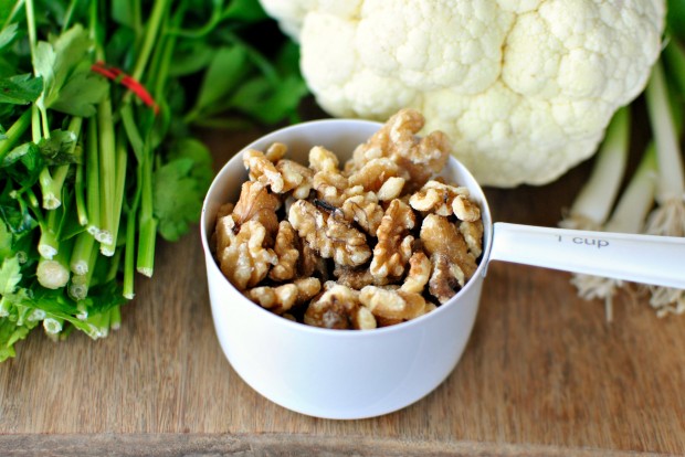 Roasted Cauliflower Steaks with Toasted Walnut + Parsley Pesto l www.SimplyScratch.com walnuts