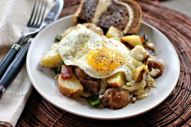 Bacon Potato Poblano Breakfast Skillet l SimplyScratch.com