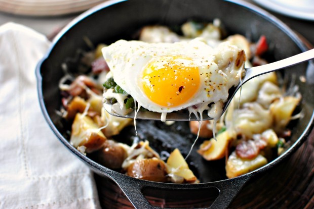 Bacon Potato Poblano Breakfast Skillet l SimplyScratch.com