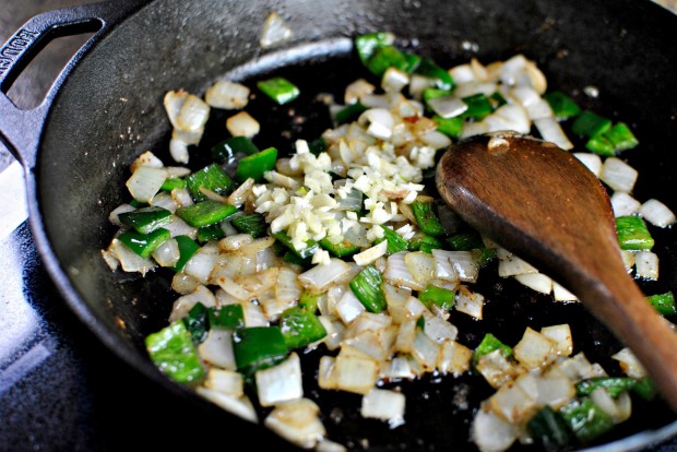 Bacon, Potato + Poblano Breakfast Skillet l www.SimplyScratch.com garlic