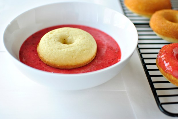 Baked Buttermilk Cake Doughnuts + Fresh Strawberry Glaze l www.SimplyScratch.com dip