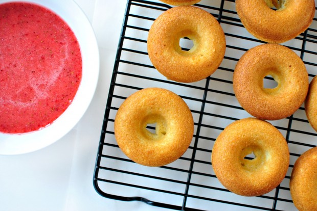 Baked Buttermilk Cake Doughnuts + Fresh Strawberry Glaze l www.SimplyScratch.com glazing time