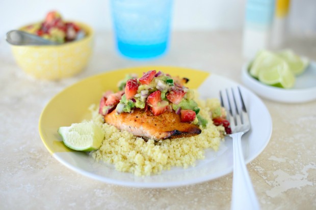 Citrus Salmon + Strawberry Avocado Salsa l www.SimplyScratch.com #salmon #recipe