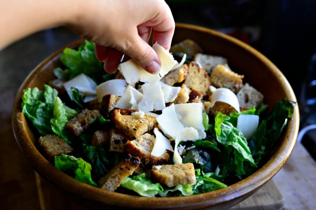 Caesar Salad with Homemade Caesar Dressing and Croutons l www.SimplyScratch.com (30)