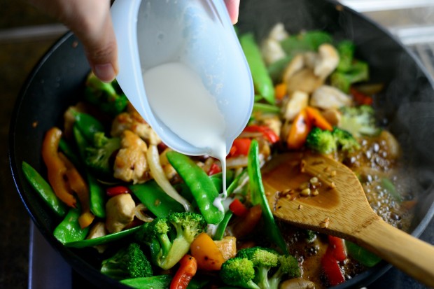 Honey Ginger Chicken Noodle Stir Fry l www.SimplyScratch.com thickener