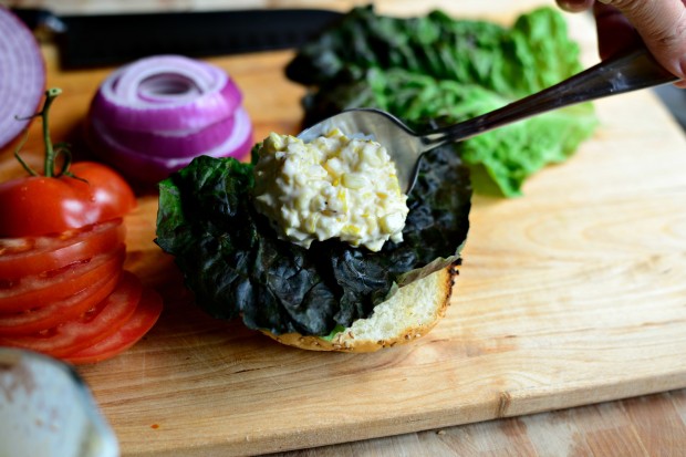 Jalapeno + Cheddar Burgers with Grilled Corn Mayo l www.SimplyScratch.com corn mayo