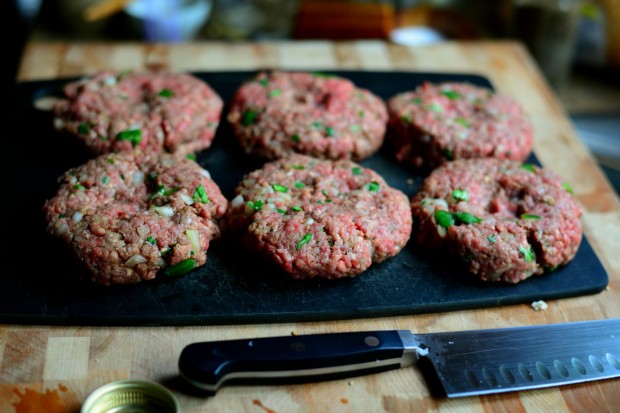 Jalapeno + Cheddar Burgers with Grilled Corn Mayo l www.SimplyScratch.com form patties