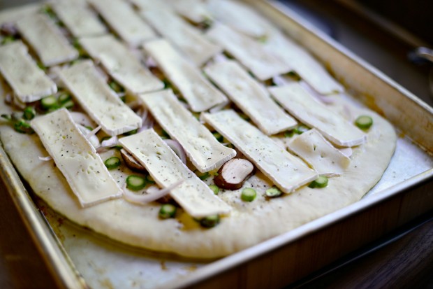 Spring Vegetable Flatbread l www.SimplyScratch.com toppings and brie