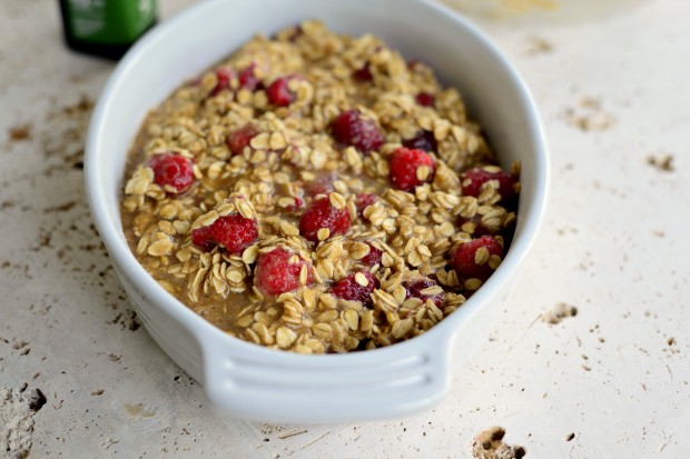 Baked Raspberry Oatmeal with Brown Butter Drizzle l SimplyScratch.com (15)