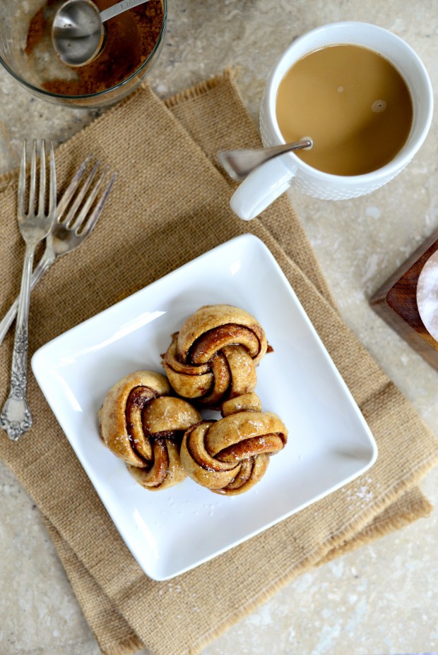 Whole Wheat Salted Pumpkin Spice Knots l SimplyScratch.com