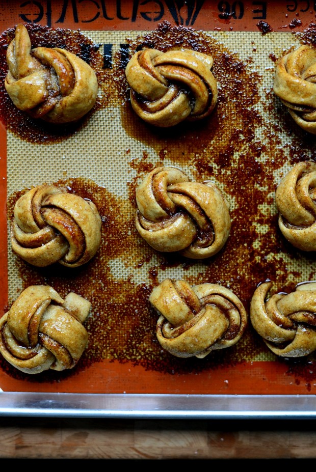 Whole Wheat Salted Pumpkin Spice Knots l SimplyScratch.com (22)